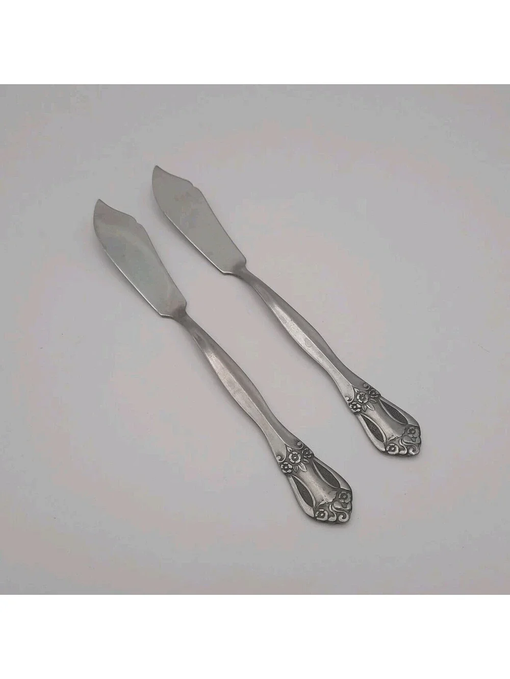 Vintage Stainless Steel Japan Floral Scroll Butter Spreaders Set Of 2